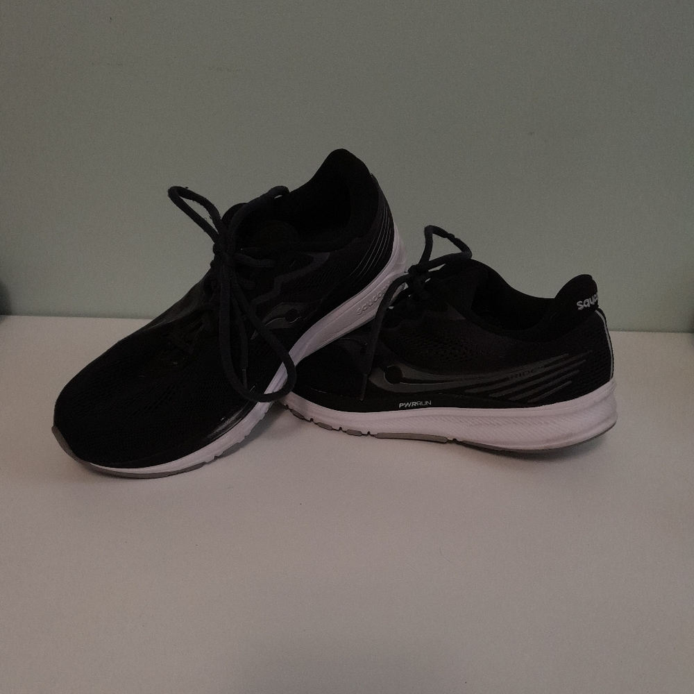 Saucony Womens Athletic Shoes Size 10W